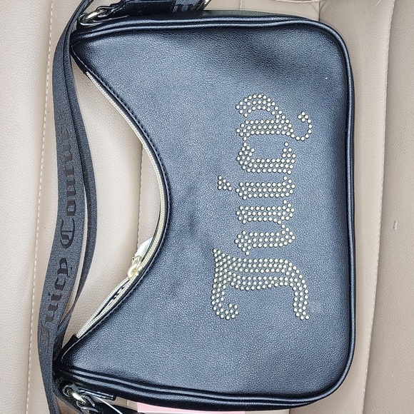 Juicy Couture Handbags - Juicy Couture Black obsession crossbody bag